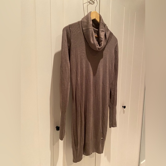 Bench sweater dress - Picture 1 of 3